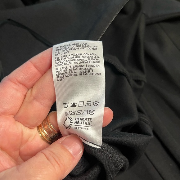 EUC Reformation- Off the Shoulder Stretchy Jumpsuit with Stirrups. Size M. - Picture 4 of 8